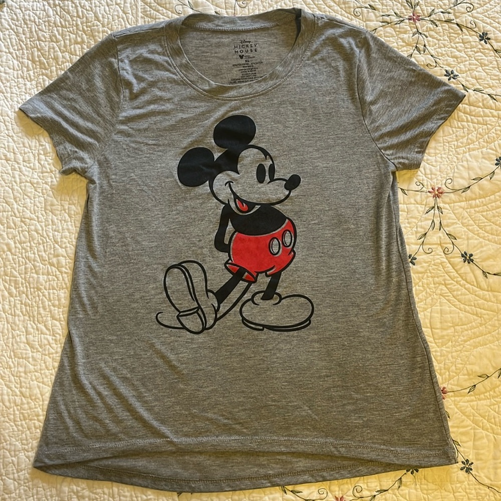 20% OFF BUNDLES! Disney Mickey Mouse Tee Shirt. XL. Gray